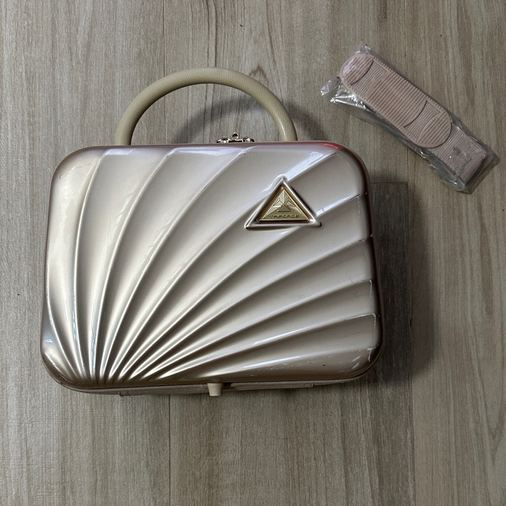 TriForce Travel luggage